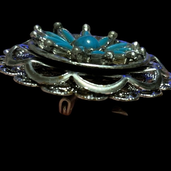 Vintage Silver and Turquoise Floral Brooch - Picture 3 of 3